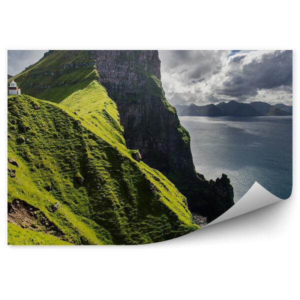 Fototapeta Latarnia kallur wyspy owcze góry trawa ocean niebo chmury