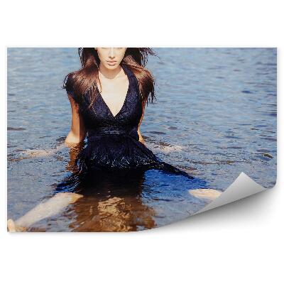 Fotopeta Młoda kobieta w wodzie