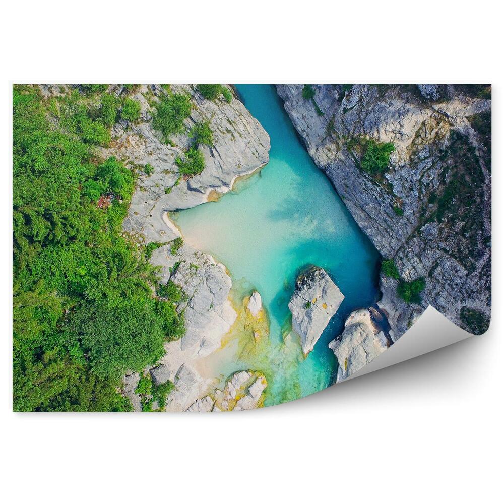 Okleina ścienna Widok lotu ptaka choinki błękitna rzeka skały