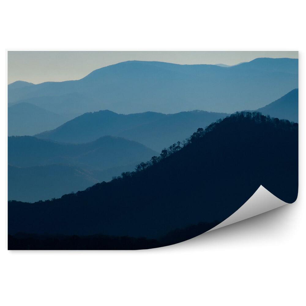 Okleina na ścianę Mglisty widok góry cienie