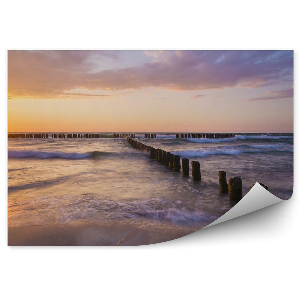 Okleina na ścianę Fale spienione morze Bałtyckie wschód słońca