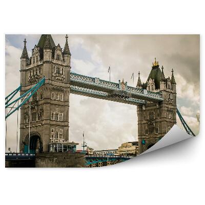 Okleina na ścianę Pochmurne szare niebo za słynnym angielskim mostem