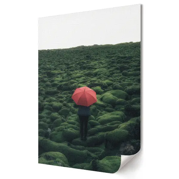 Plakat na materiale polycanvas Czerwony parasol w zielonym krajobrazie