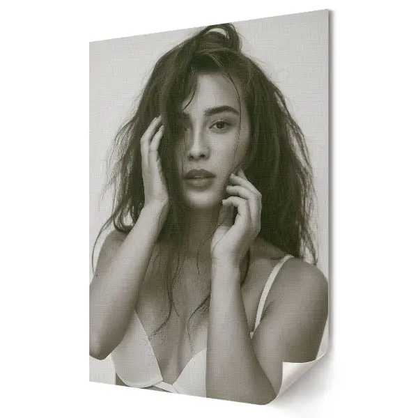 Stylowy plakat na ścianę Naturalna Uroda w stylu monochromatycznym