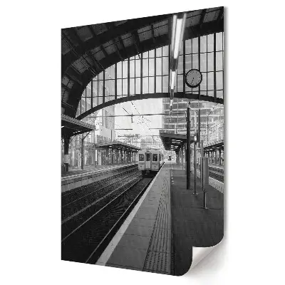 Plakat na materiale polycanvas Cisza na stacji kolejowej w monochromie