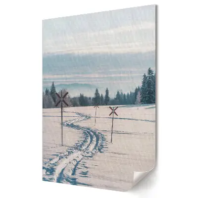 Plakat na materiale polycanvas Zimowy krajobraz z torami w śniegu