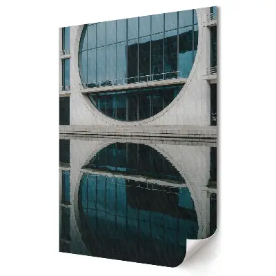 Stylowy plakat na ścianę Nowoczesna architektura odbijająca się w wodzie
