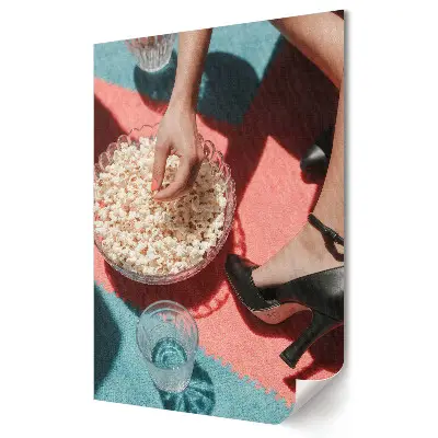 Nowoczesny plakat dekoracyjny Popcorn i elegancja w letnim słońcu