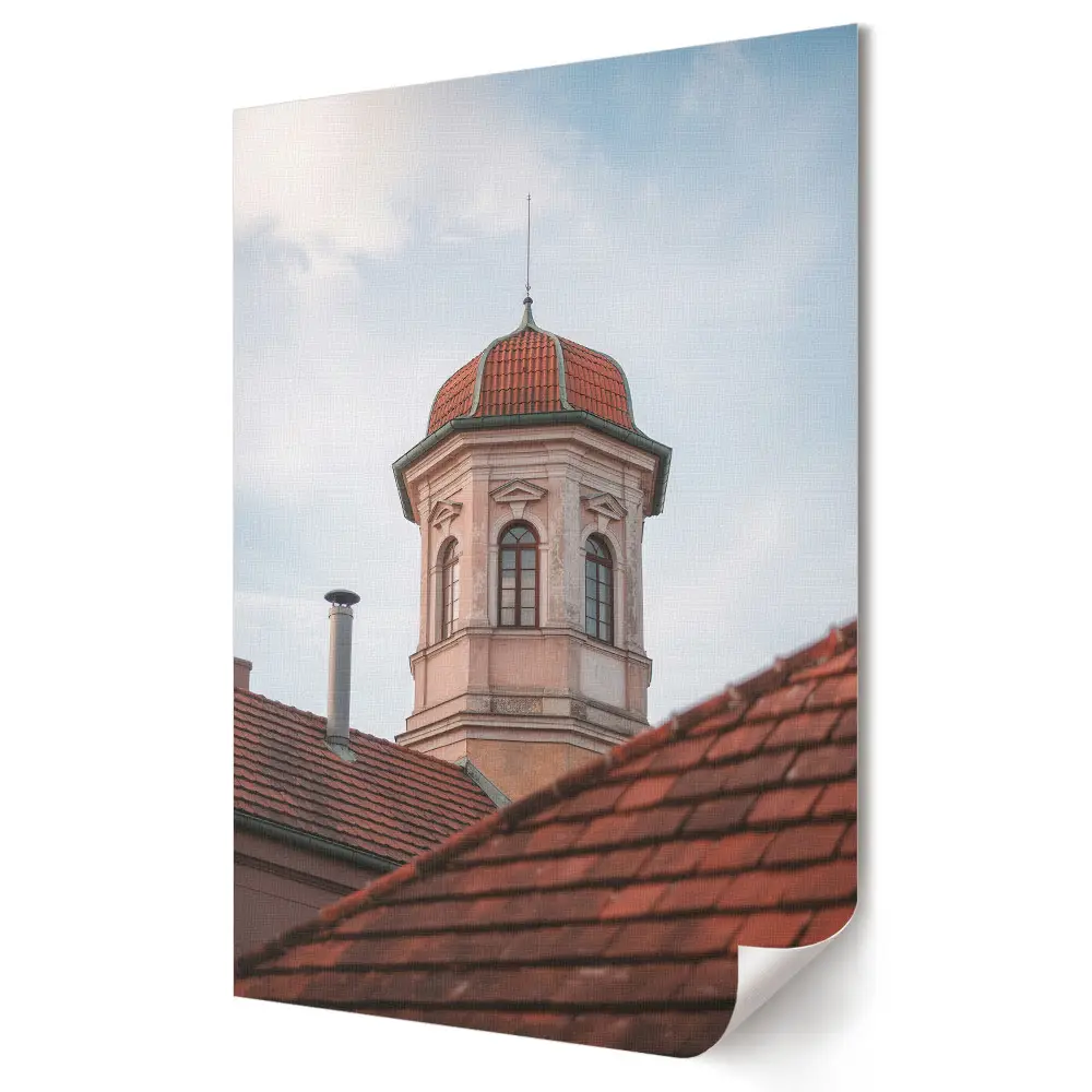Stylowy plakat na ścianę Zabytkowa wieża nad dachami miasta
