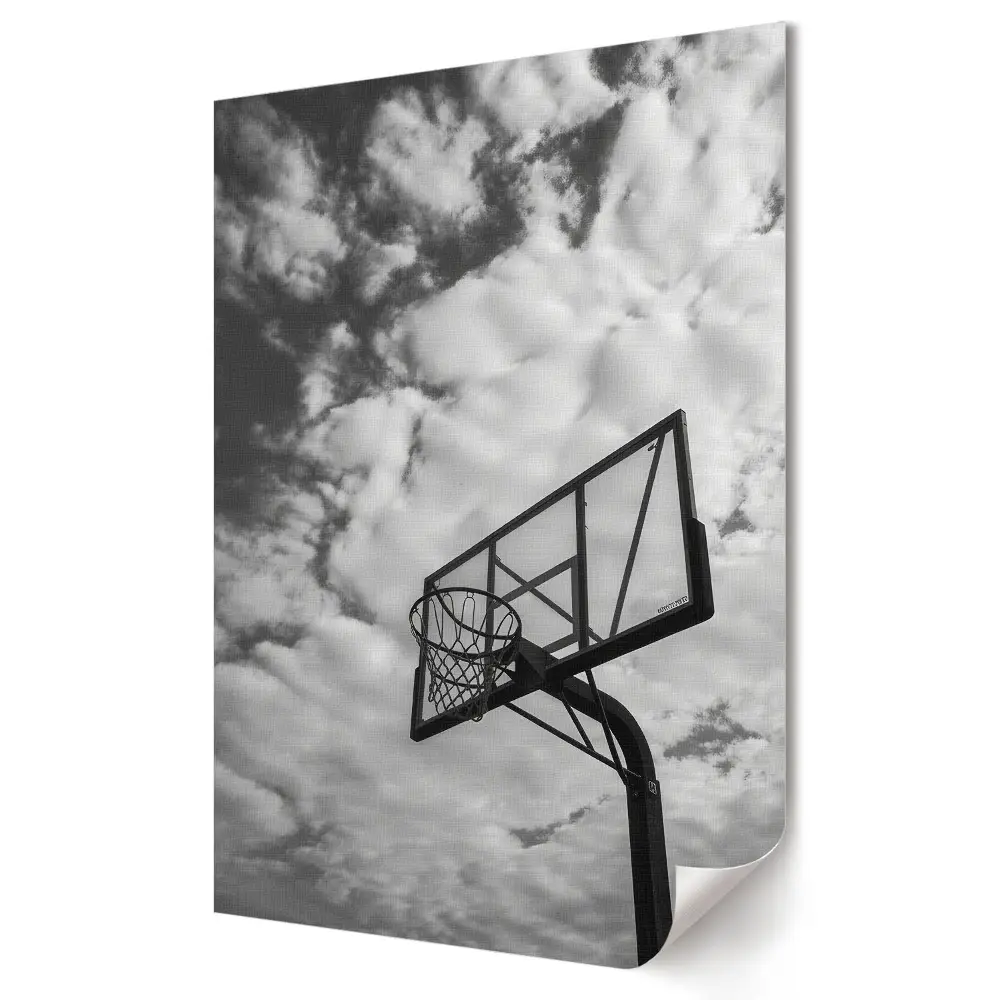 Plakat na materiale polycanvas Koszykarski rzut w chmurach