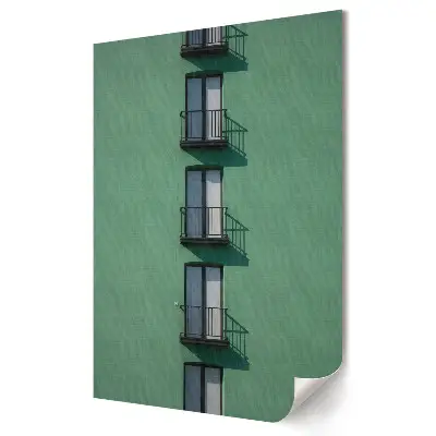 Plakat na materiale polycanvas Zielona elewacja z balkonami w pionie