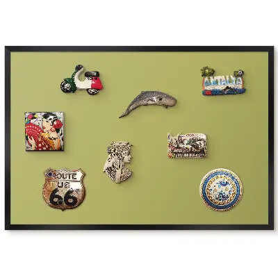 Minimalistyczna metalowa tablica na magnesy w czarnej ramie w kolorze zielony vintage